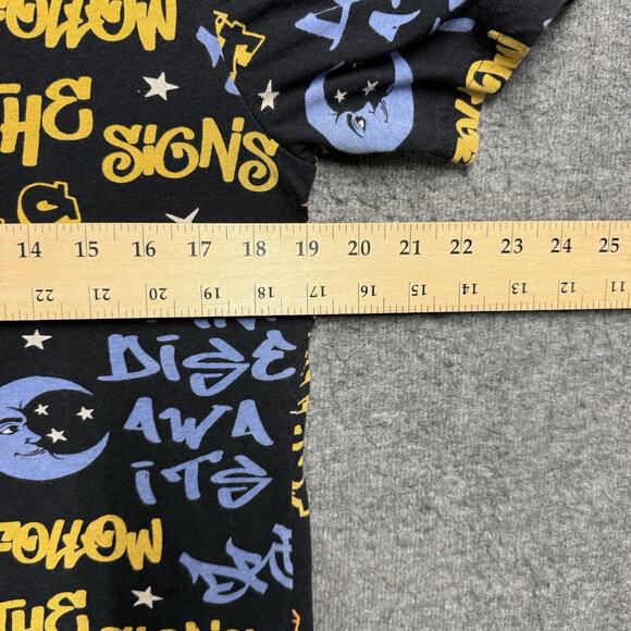 Eighty Eight Graphic T-Shirt Men's Small Black Dream Signs Stars/Moon Cotton - Picture 4 of 5